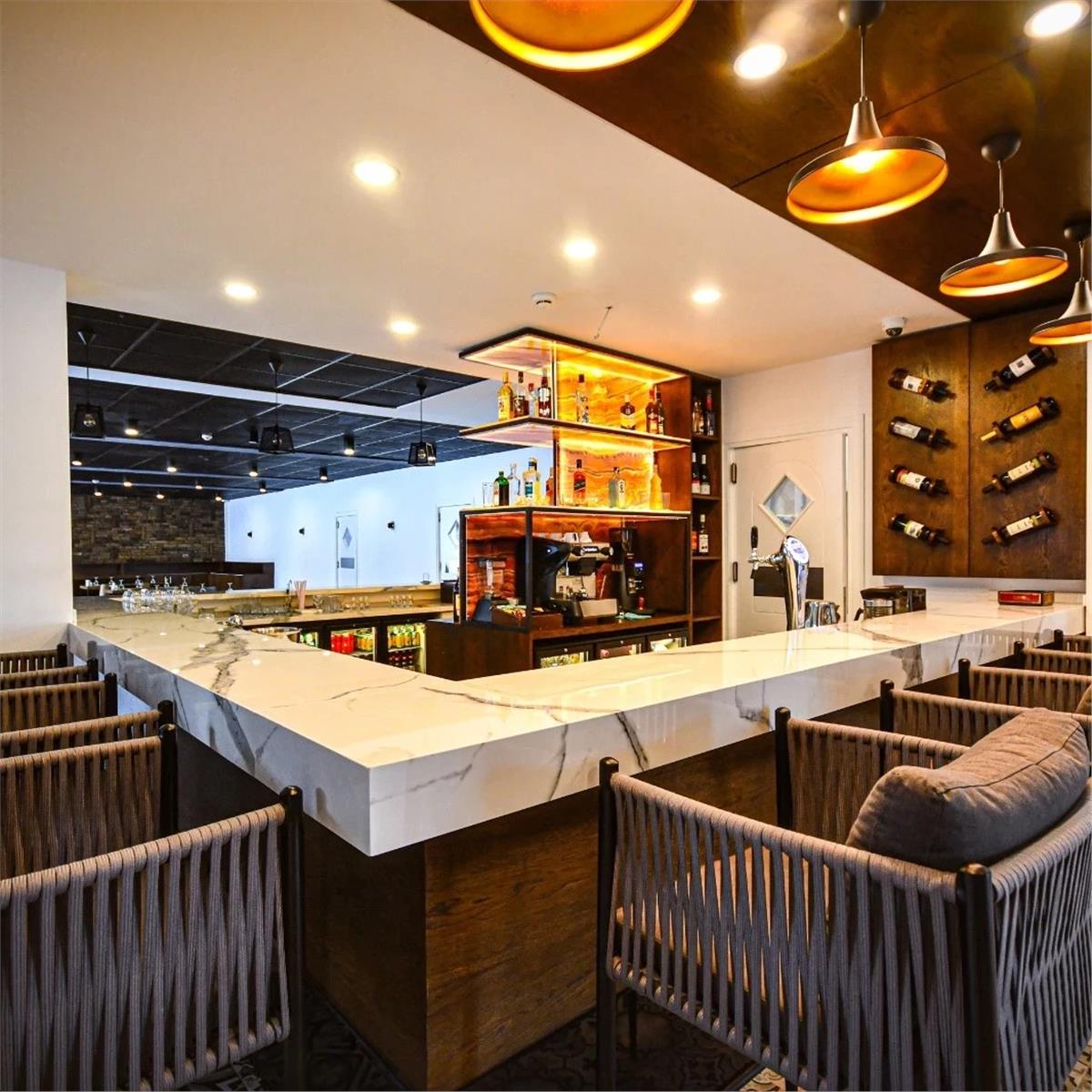 İzmir'den Uçak İle Hareketli Kıbrıs Dorana Hotel Konaklama Seçenekleri