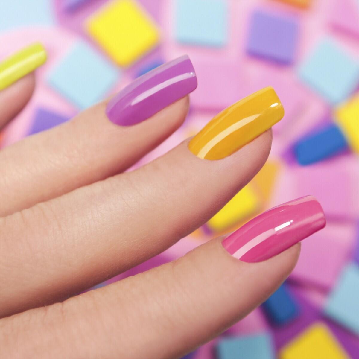 Betül Orman Beauty Protez Tırnak Kalıcı Oje ve Nail Art Uygulamaları