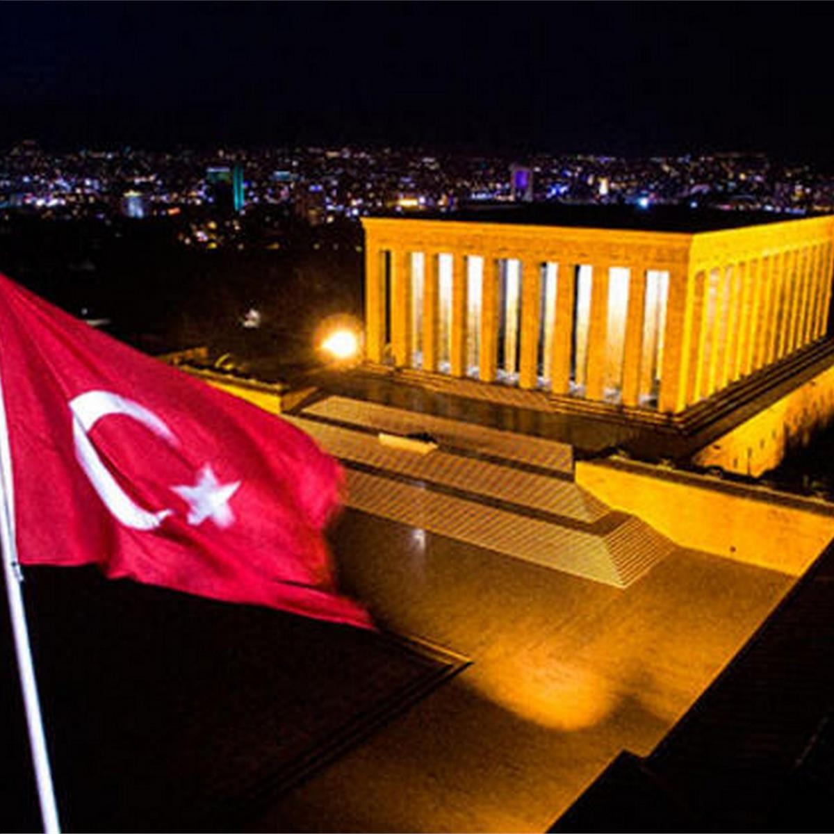 İzmir Çıkışlı 1 gece 2 gün Ankara Konaklamalı Eskişehir ve Ankara Anıtkabir Turu