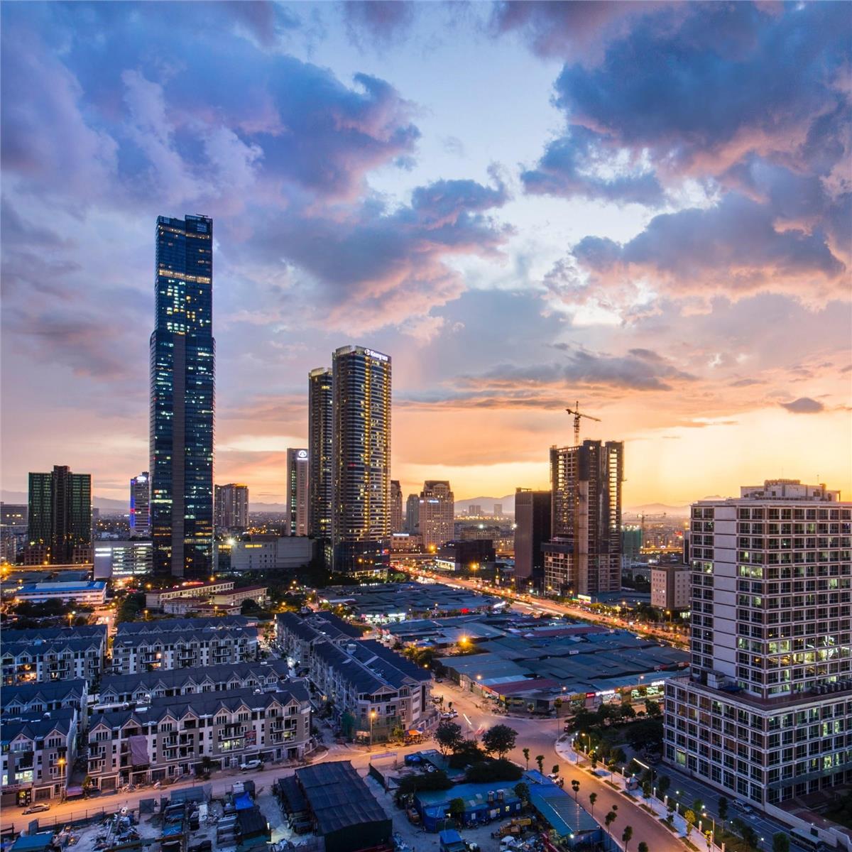 Uçaklı 9 Gece 11 Gün Konaklamalı Vietnam Kamboçya Laos Turu