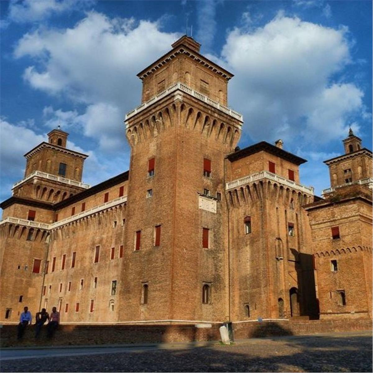 İzmir'den Uçak İle Hareketli 7 Gece 8 Gün Konaklamalı Dolu Dolu Büyük İtalya Turu