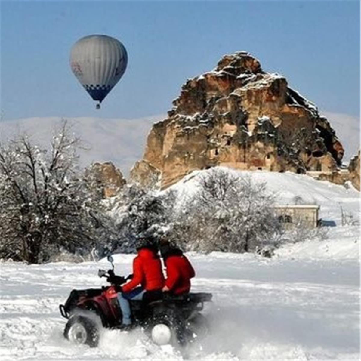 İzmir'den Otobüs İle Çıkışlı 2 Gece 3 Gün 5 Yıldız Konaklamalı Kapadokya, Kayseri ve Erciyes Kayak Merkezi Turu.