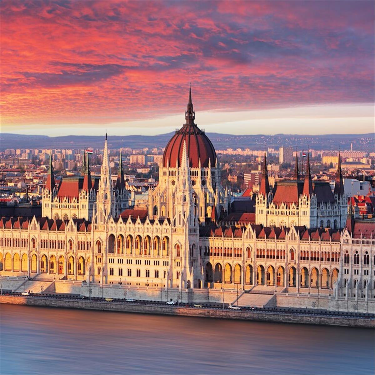 İzmir'den Uçak İle Hareketli 7 Gece 8 Gün Konaklamalı Tüm Extra Turlar Dahil Büyük Orta Avrupa & Salzburg & Hallstatt Turu