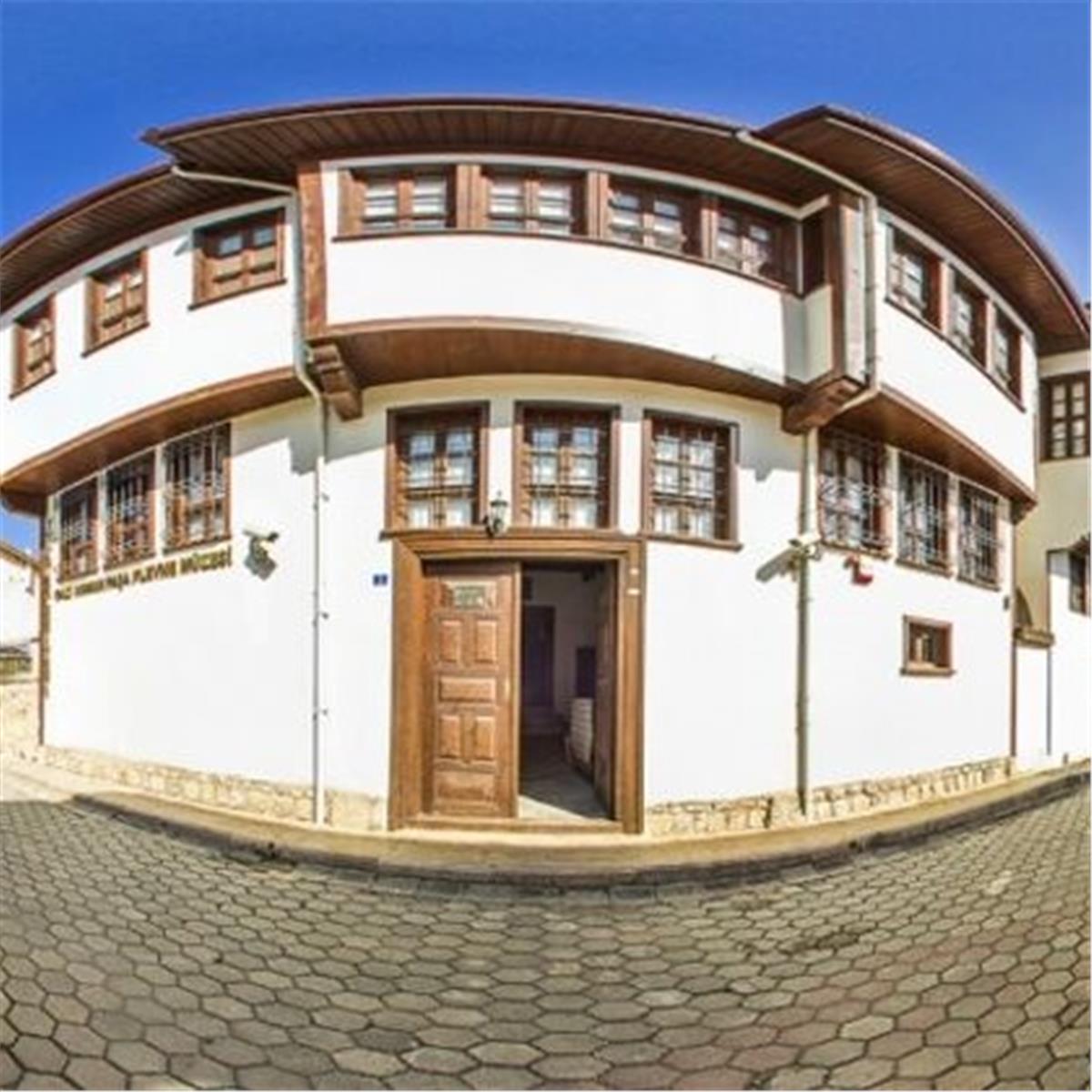 İzmir'den Kalkışlı 5 Gece 6 Gün Uçaklı ve Konaklamalı Tokat, Kemaliye, Tunceli, Malatya, Kapadokya Turu