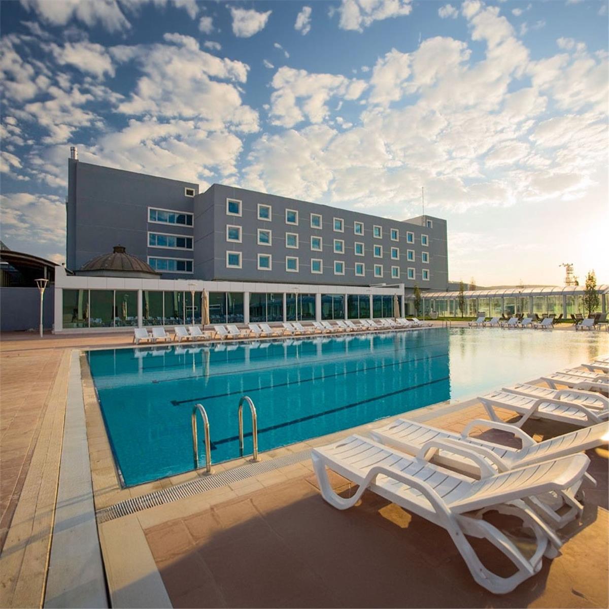 İzmir Çıkışlı 3 gece 4 Gün Afyon Jura Termal Hotel Konaklamalı Salda, Sagalassos Antik Kenti, Hierapolis Antik Kenti ve Pamukkale Travertenler Turu