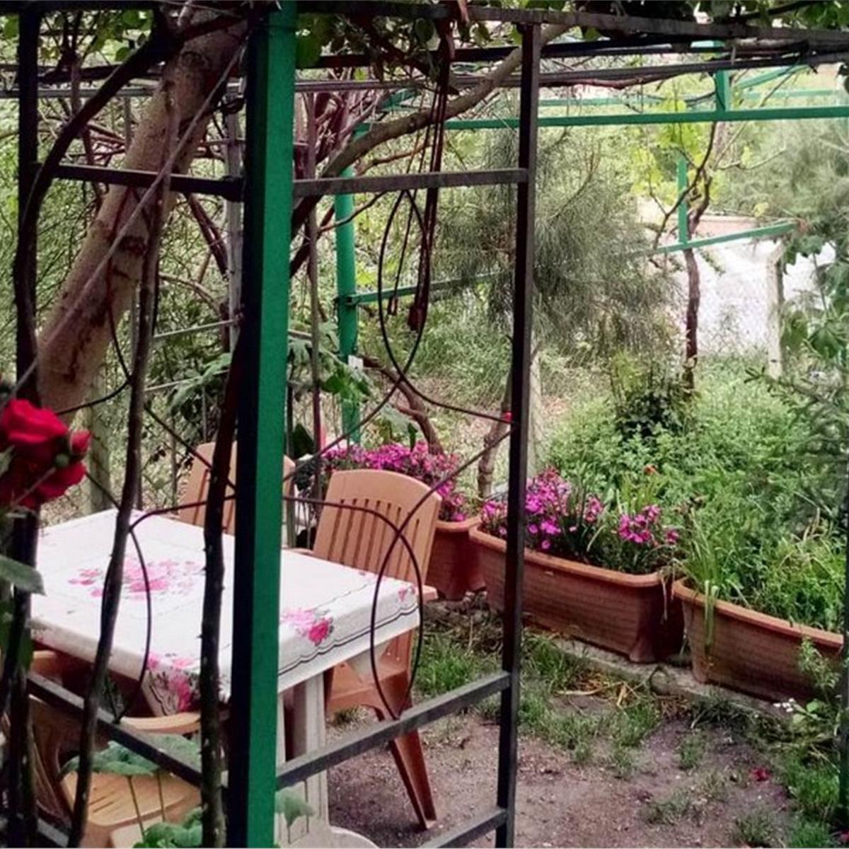 Çiçekliköy Çiçekli Kahvaltı Evi’nde Serpme Köy Kahvaltısı