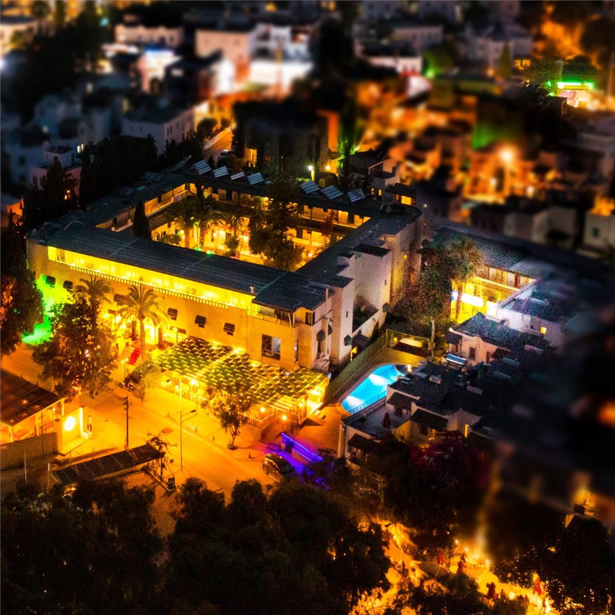 İzmir'den Ulaşımlı 3 Gece 4 Gün 4* Bleu Nuit Hotel Her Şey Dahil Konaklama 