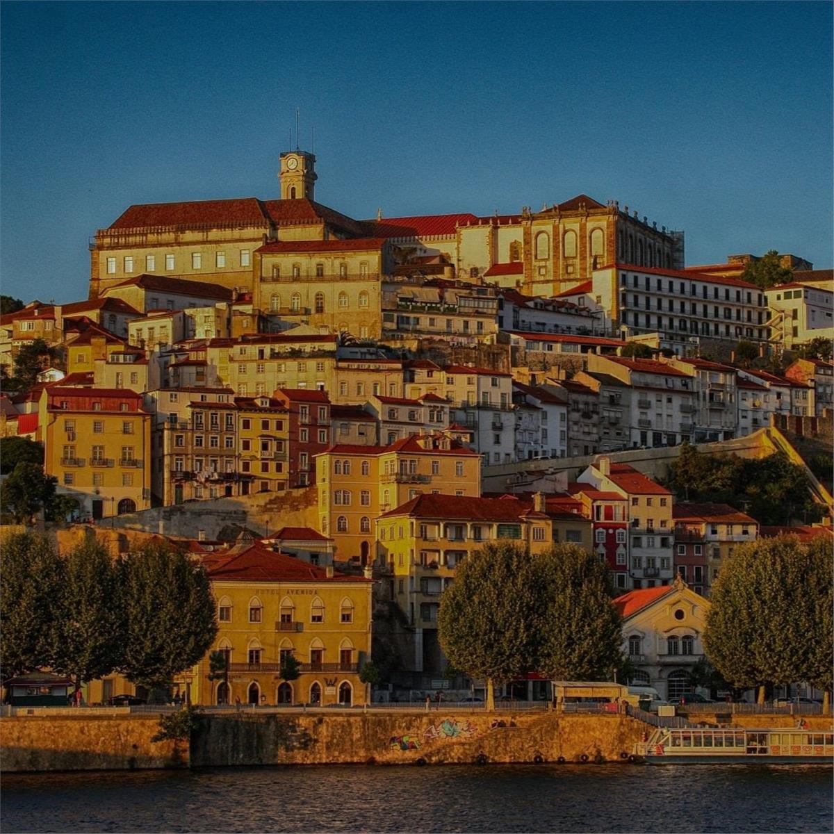 İzmir'den Uçaklı 4 Gece 5 Gün Konaklamalı Portekiz Rotası