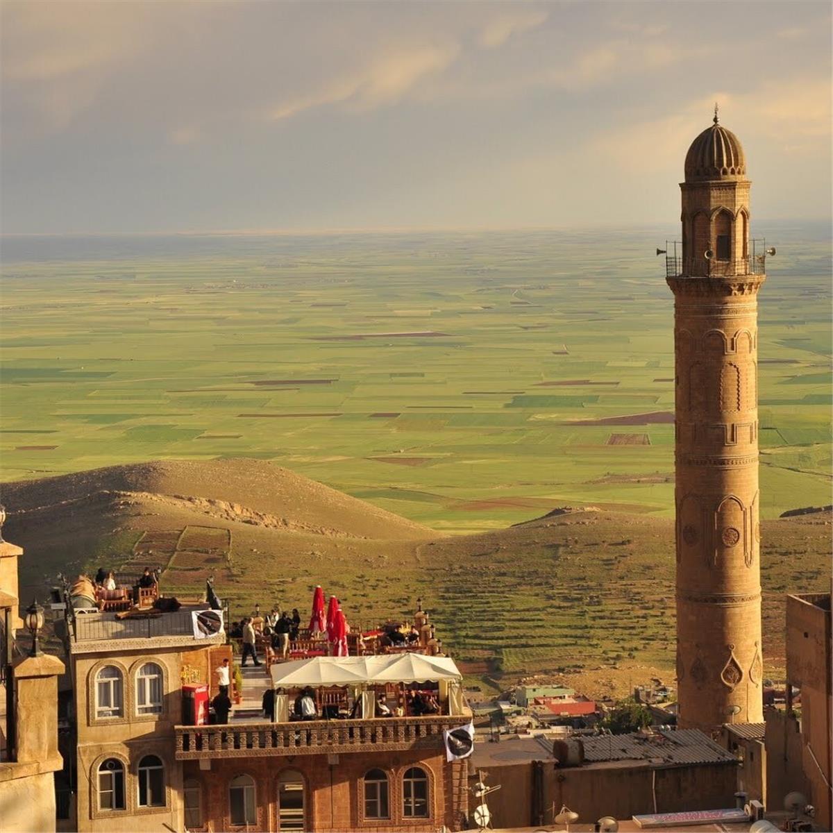 İzmir çıkışlı Uçaklı 2 gece 3 gün Konaklamalı Butik Mardin ve Diyarbakır Turu