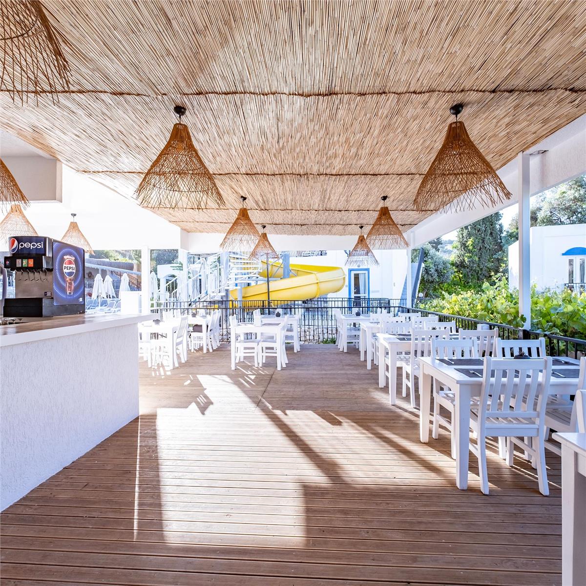 İzmir'den Otobüslü ve 2 Gece 3 Gün Her Şey Dahil Konaklamalı Bodrum Turu