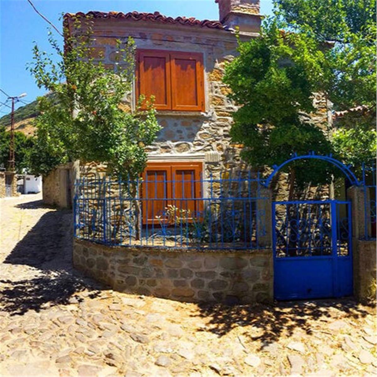 İzmir Çıkışlı 1 Gece 2 Gün Konaklamalı Gökçeada Turu