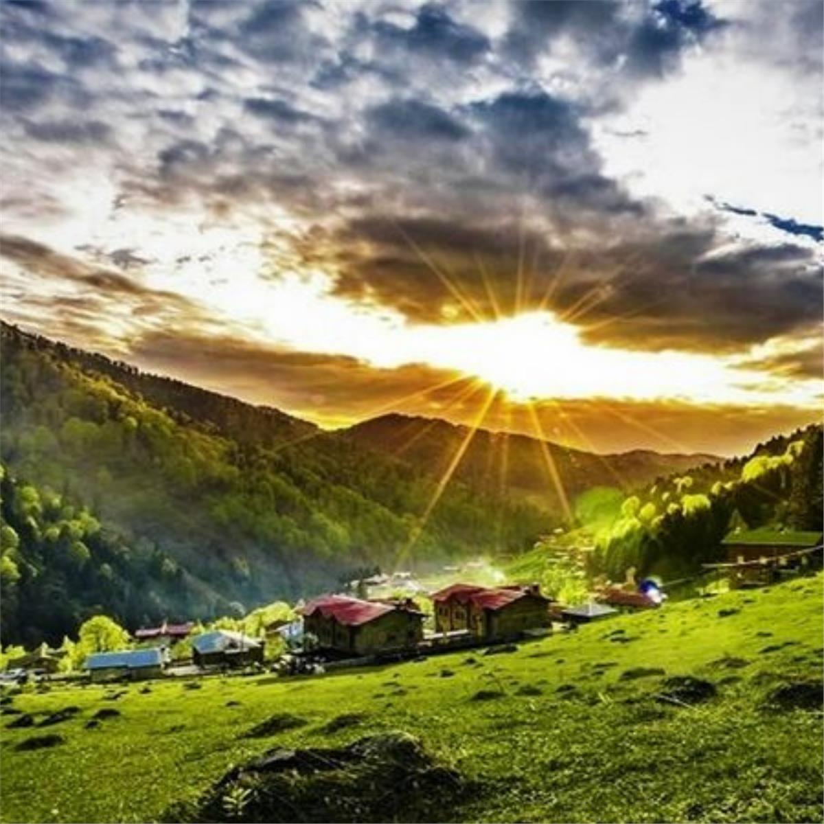 İzmir Çıkışlı Uçaklı 4 Gece 5 Gün Batum ve Yayla Konaklamalı Karadeniz Turu
