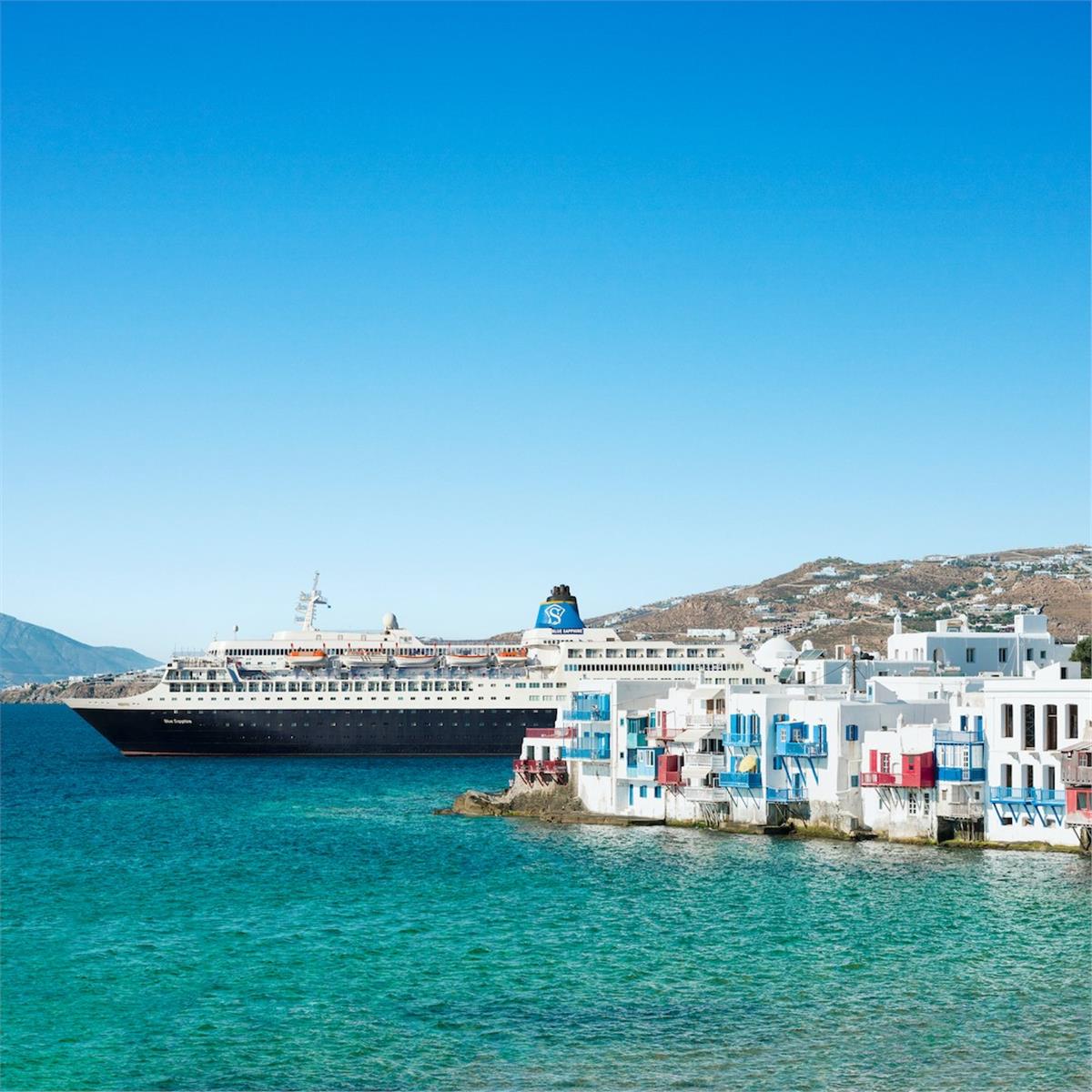 İzmir Çeşme'den Kalkışlı Selectum Blu ile 3 Gece Kapı Vizeli Konaklamalı Yunan Adaları Turu