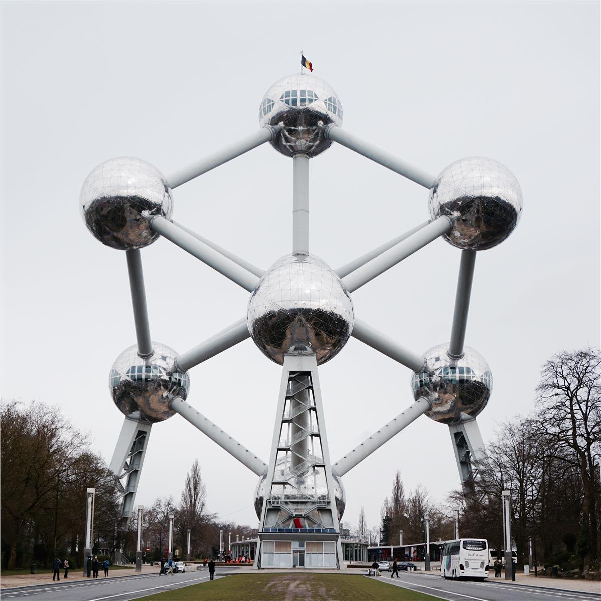 İzmir'den Uçaklı 2 Gece 3 Gün Konaklamalı Brüksel, Brugge, Romantik Paris Turu