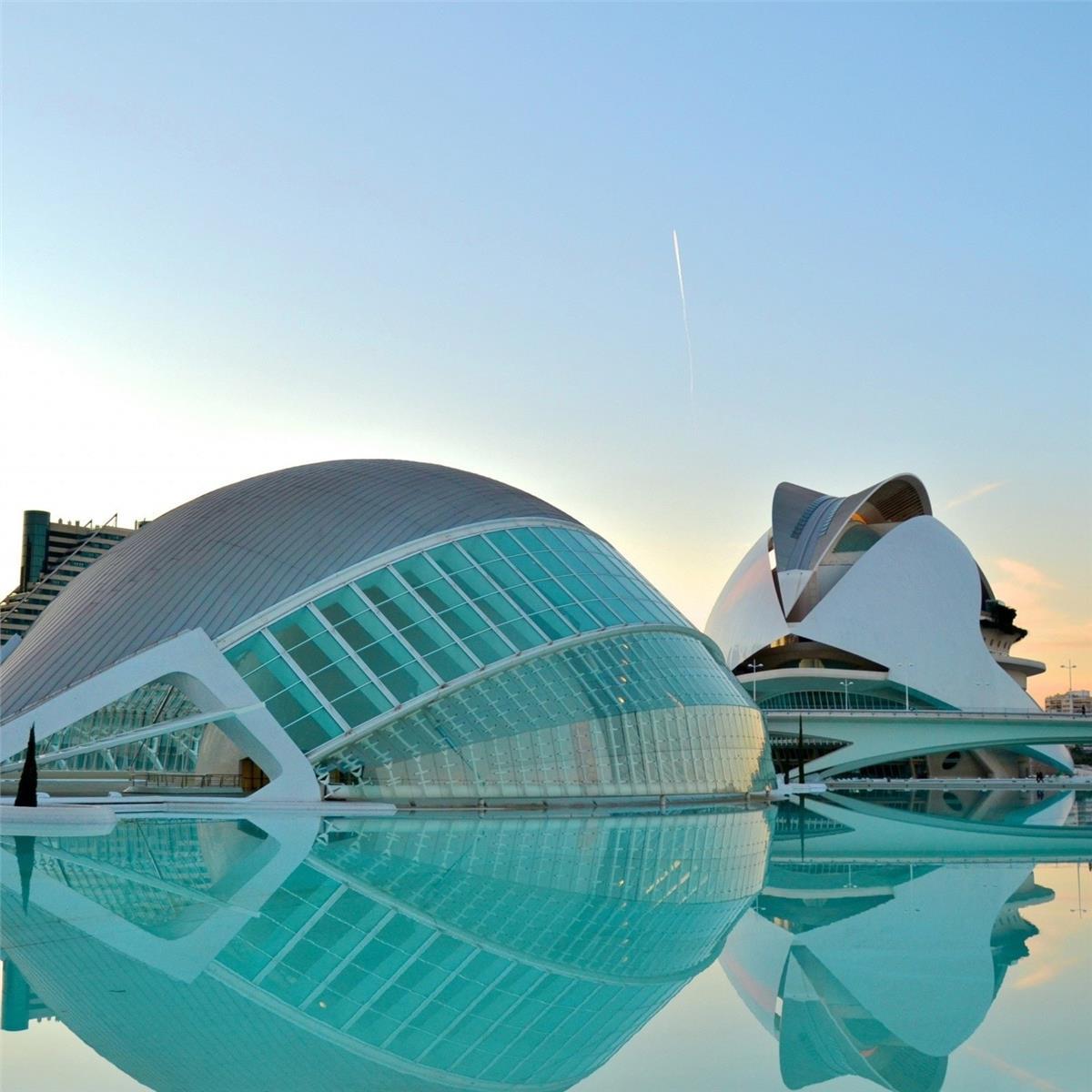 İzmir'den Uçaklı 10 Gece 11 Gün Konaklamalı Endülüs & İspanya İle Mega Portekiz Turu