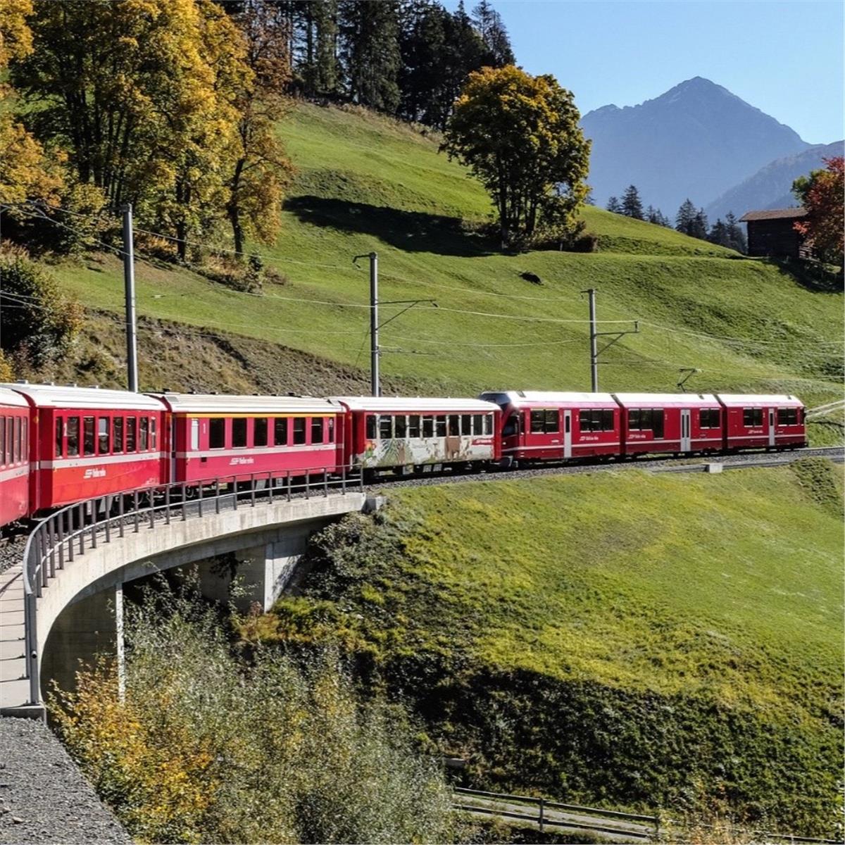 İzmir'den Uçak İle Hareketli 3 Gece 4 Gün Konaklamalı İsviçre Alpler Göller Ve Noel Pazarları Turu