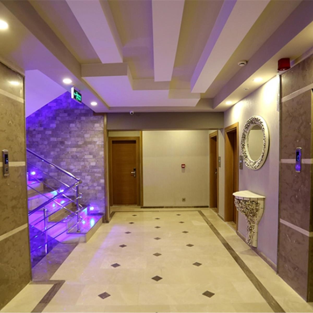 Life corner hotel çift kişi açık büfe kahvaltı dahil konaklama