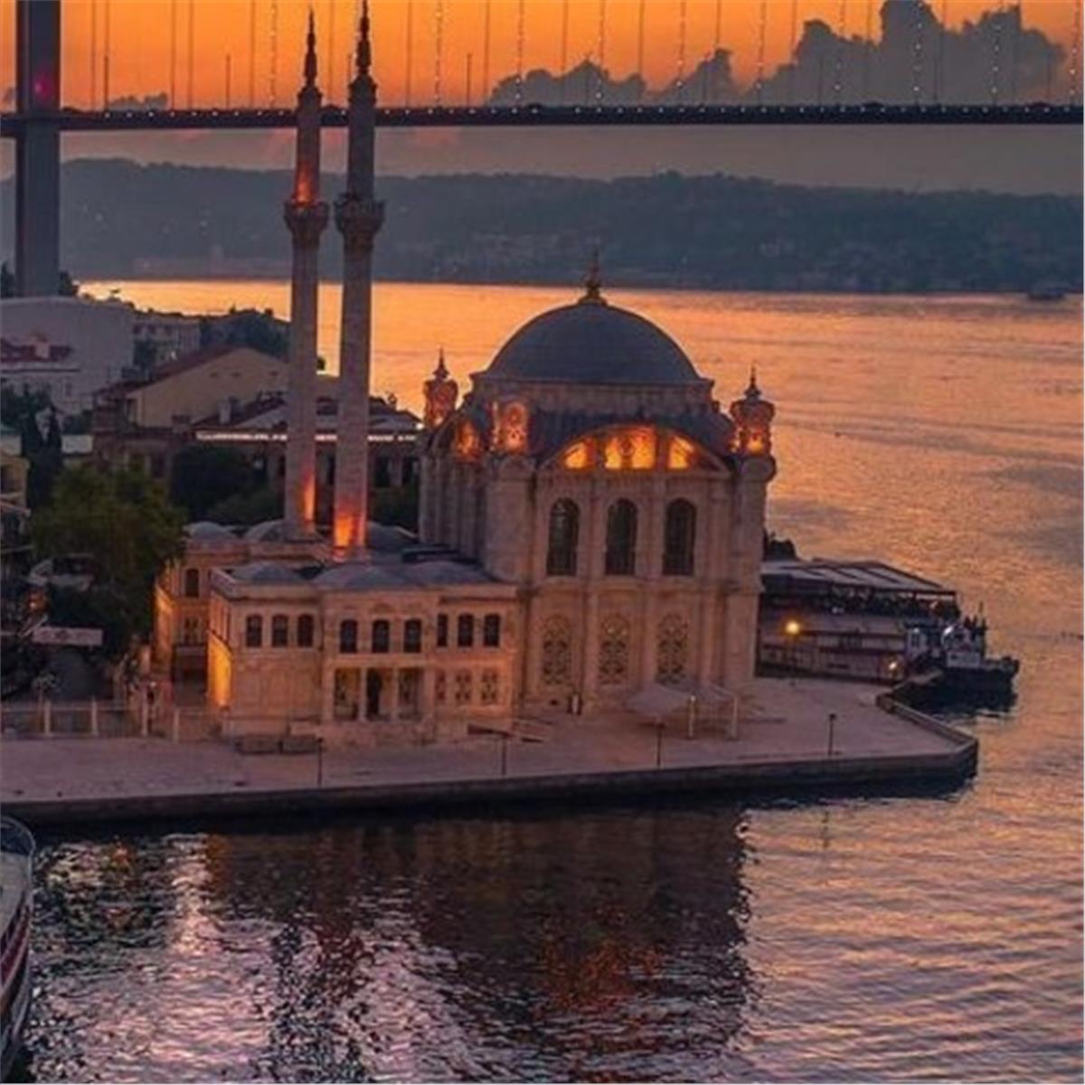 İzmir'den Hareketli  Bayram Özel 2 Gece 3 Gün Konaklamalı İstanbul Kültür Turu