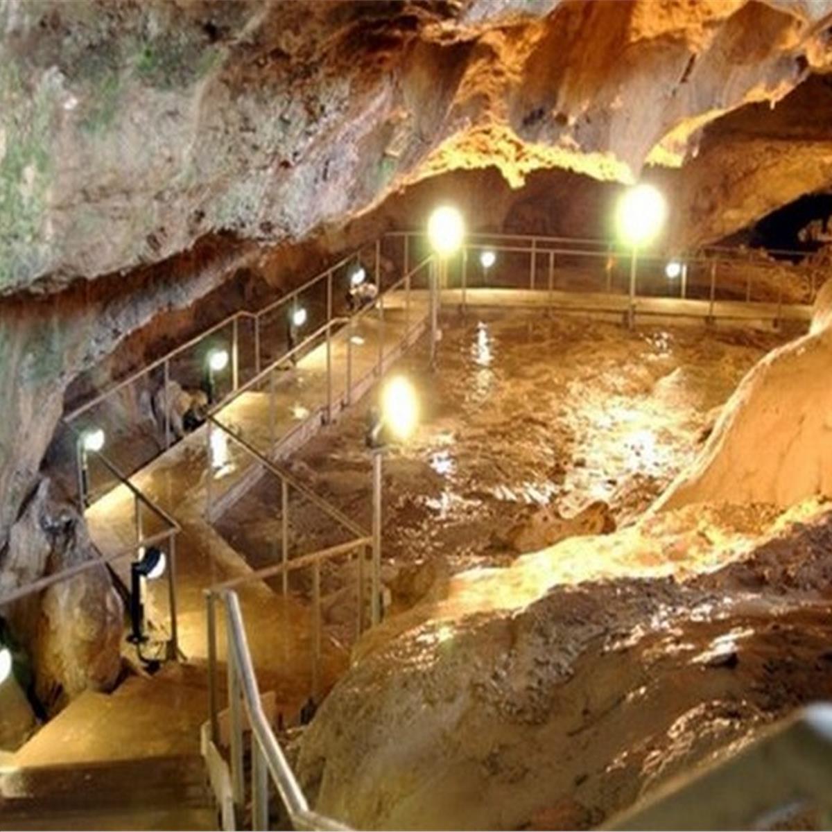 Konaklamalı Pamukkale Kaklık Mağarası, Bağbaşı Yaylası, Karahayıt , Buldan Güney Şelalesi Turu