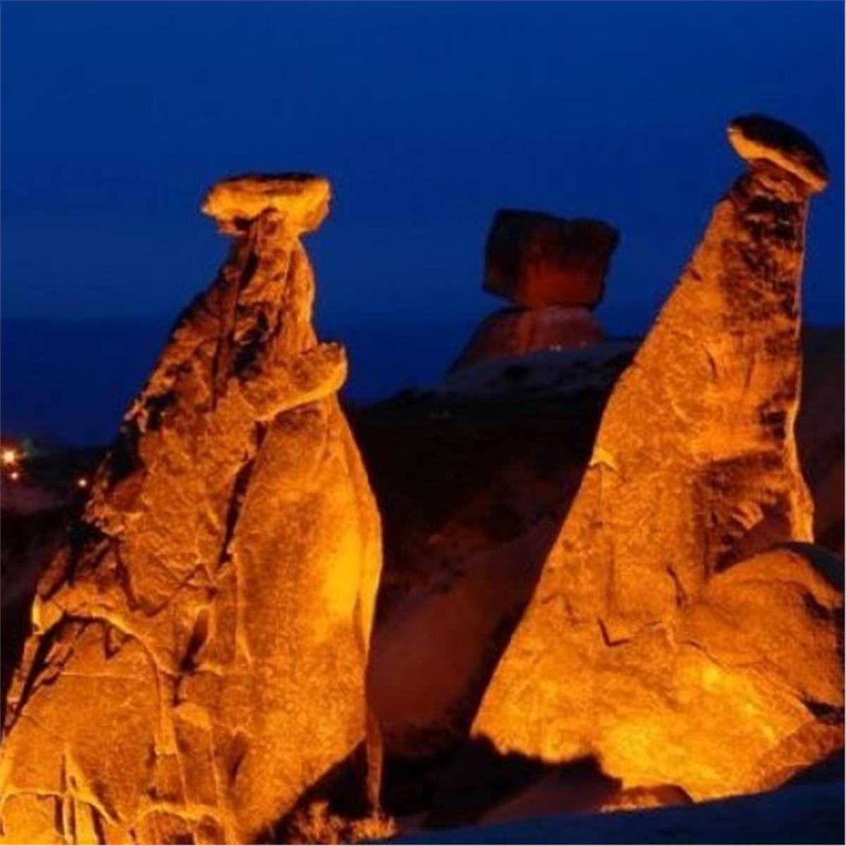 İzmir'den Uçak İle Hareketli 2 Gece 3 Gün 5 Yıldızlı Perissia Hotel & Convention Center Konaklamalı Erciyesli Kapadokya Turu