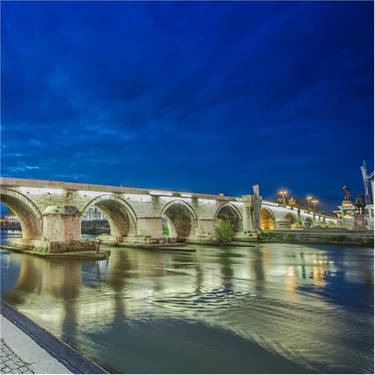 İzmir'den Direkt Sefer İle Uçaklı ve 7 Gece 8 Gün Konaklamalı Büyük Balkan Rotası Turu