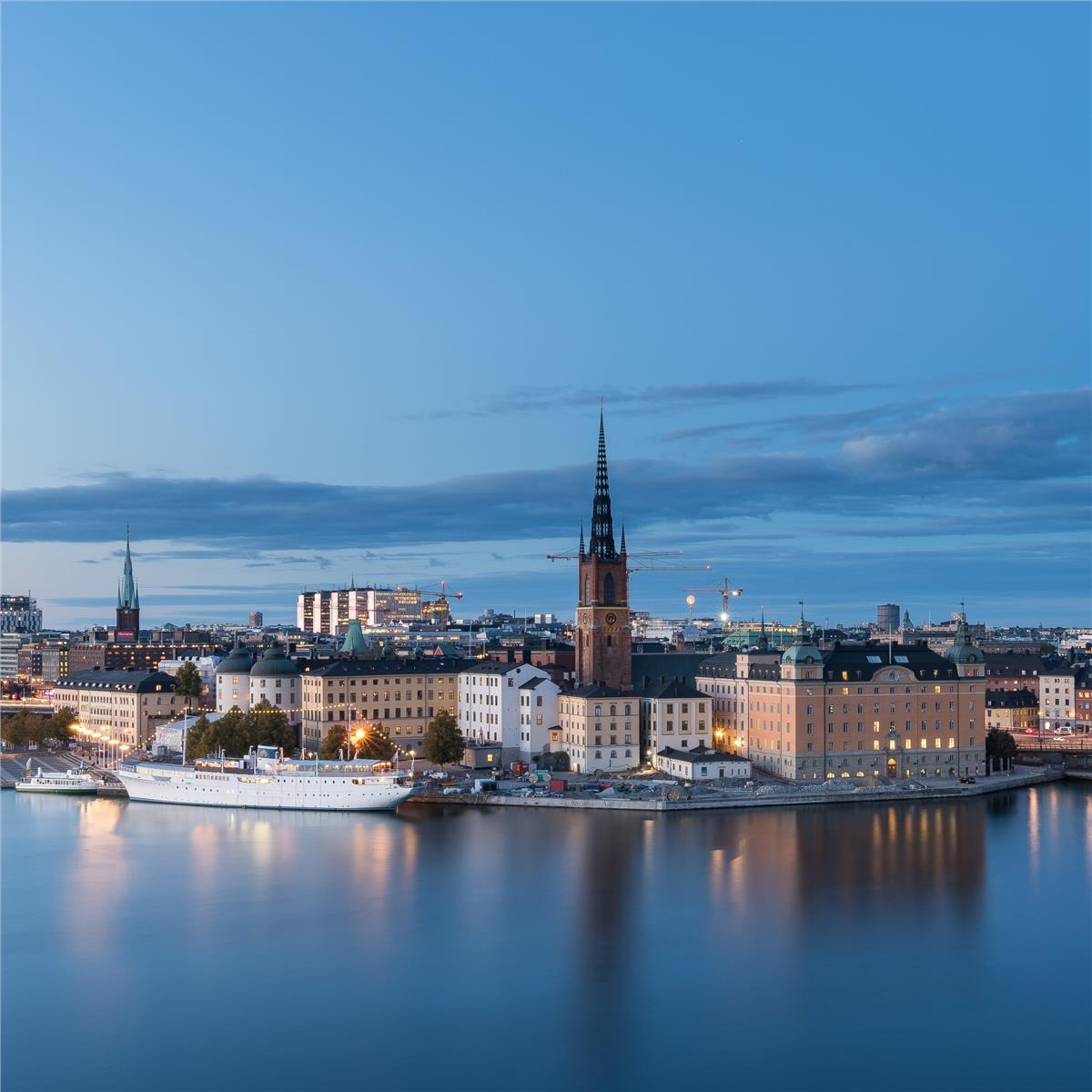 İzmir'den Uçaklı 9 Gece 10 Gün Konaklamalı İskandinavya Ve Fiyordlar Turu