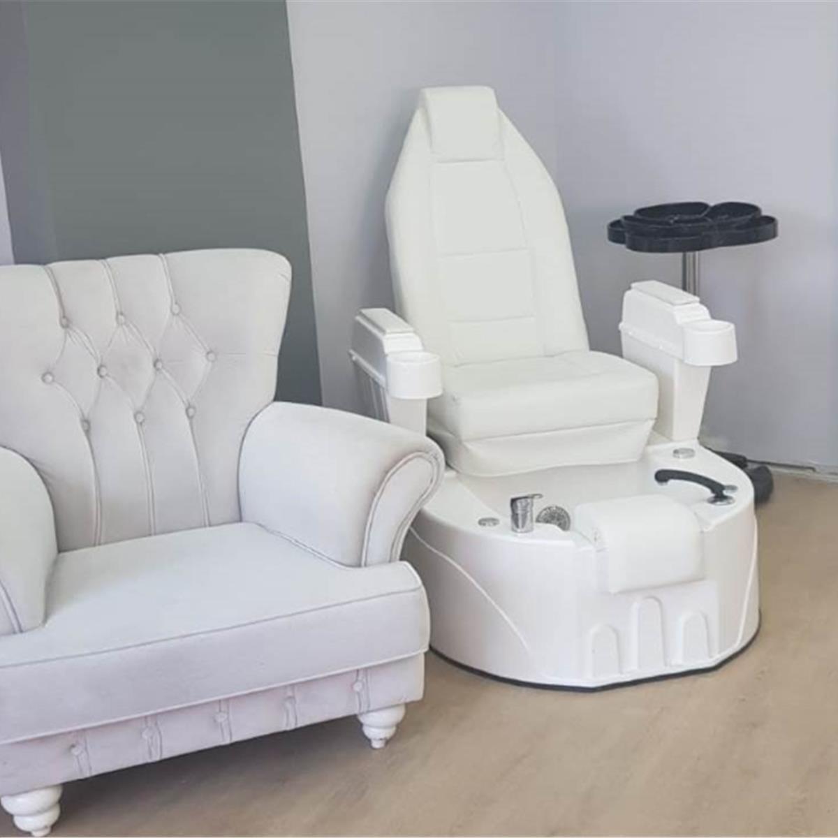 Bornova Angel Of Beauty Güzellik’te Saçlarınız İçin 2 Seans Keratin Yüklemesi