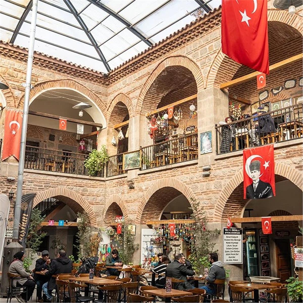 Sevgililer Günü Özel İzmir'den Uçak İle Turistik Doğu Ekspresi Tren Konaklamalı 3 Gece 4 Gün Doğu Ekspresi Turu