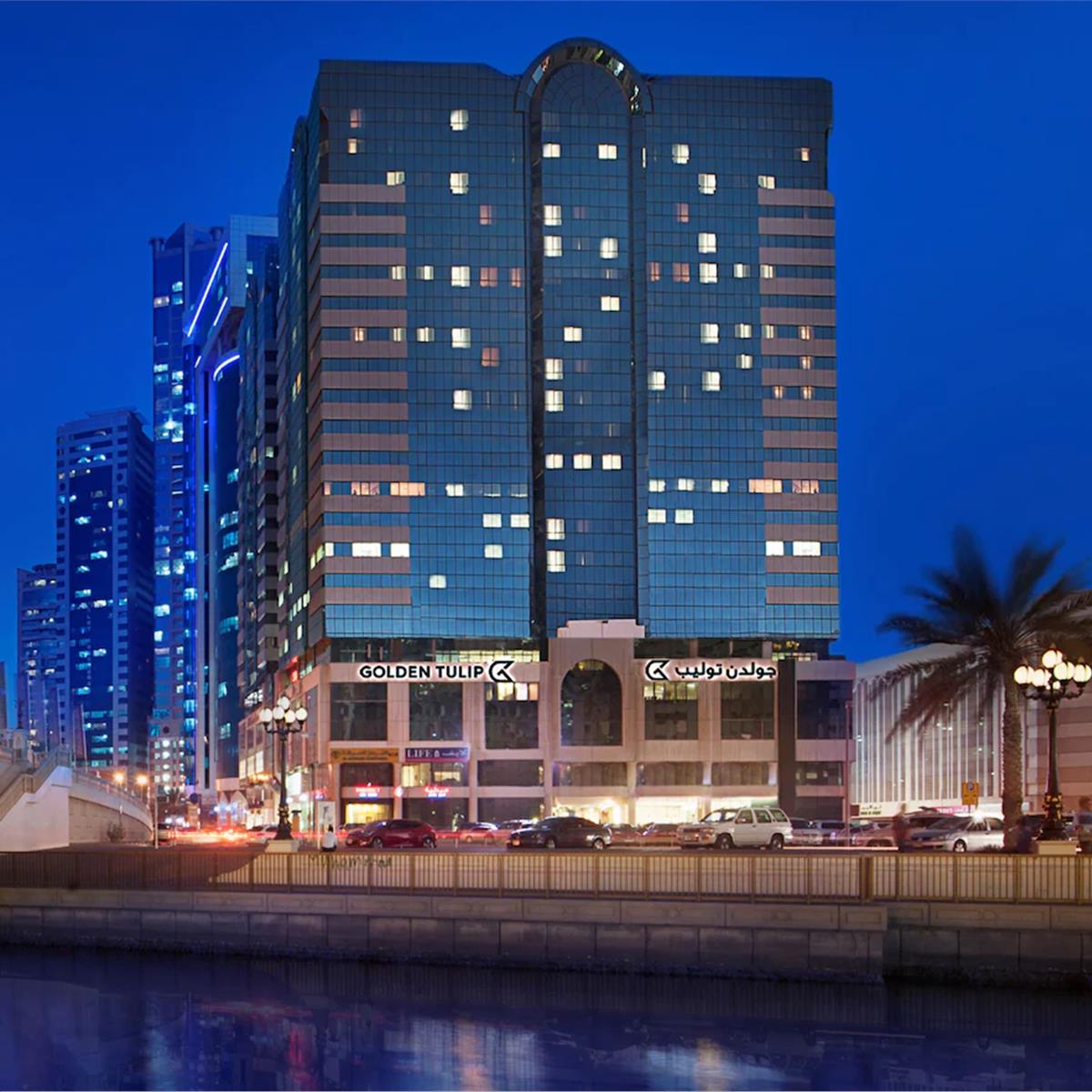 İzmir'den Uçak İle Hareketli Yılbaşı Özel 3 Gece 4 Gün Konaklama ve Otel Seçenekli Dubai Turu