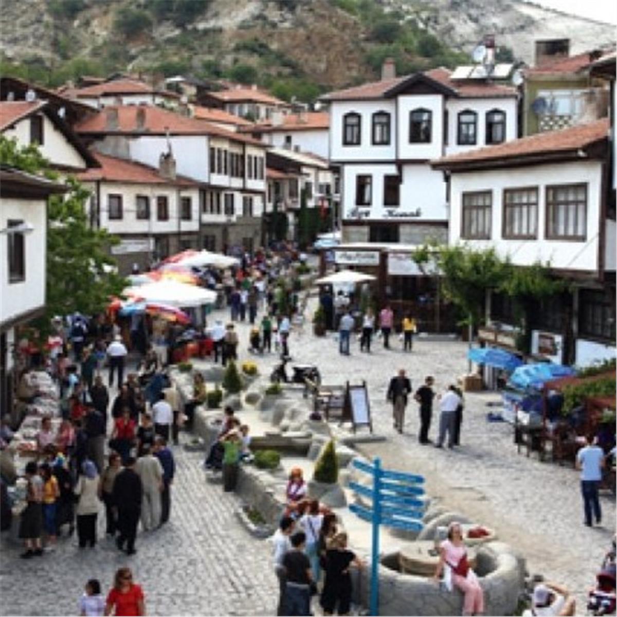 İzmir'den Kalkışlı Ramazan Bayramı Özel 2 Gece 3 Gün Eskişehir Beypazarı Turu