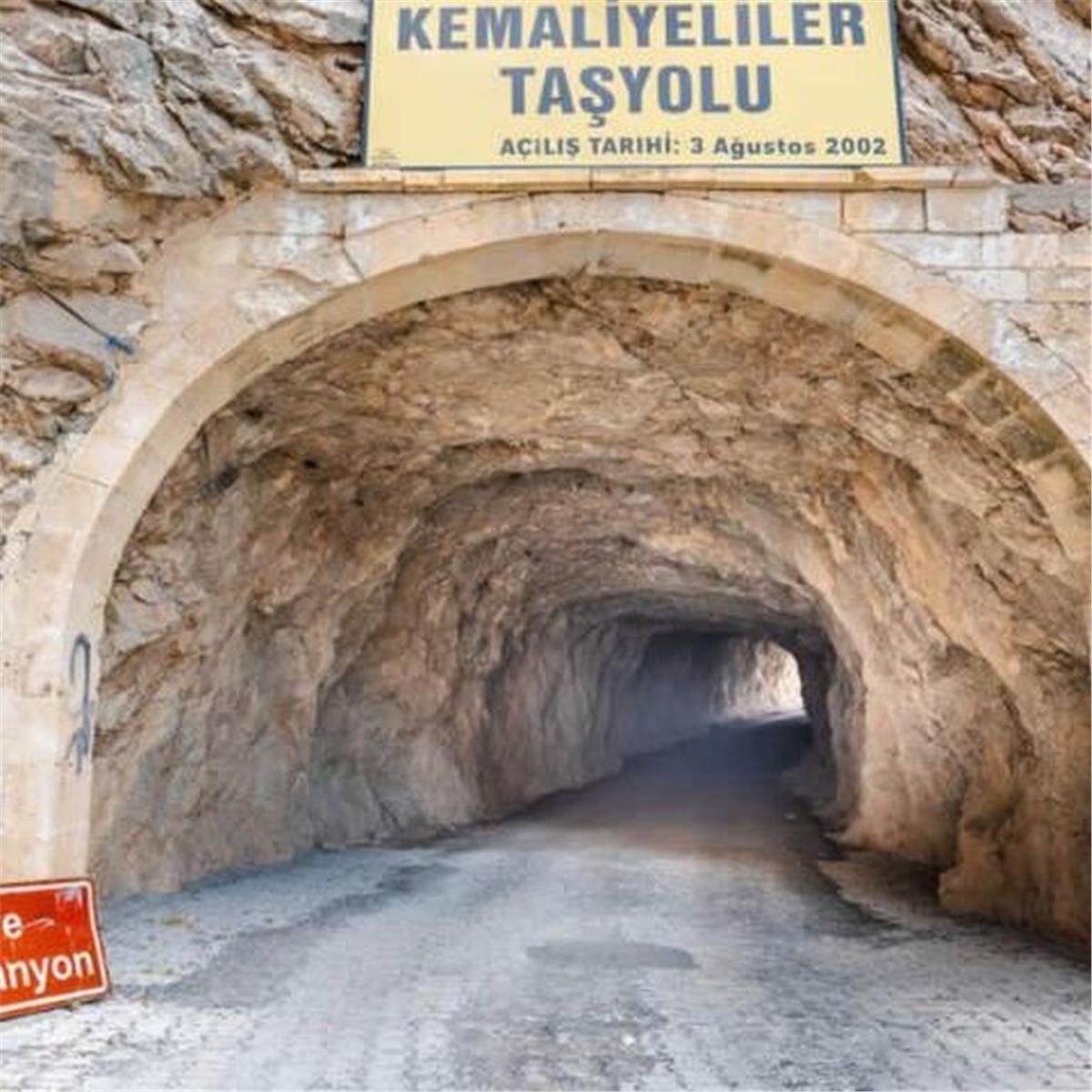 İzmir'den Kalkışlı 4 Gece 5 Gün Uçaklı ve Konaklamalı Ekstra Turlar Dahil Malatya, Darende, Elazığ, Erzincan, Tunceli, Kemaliye Turu