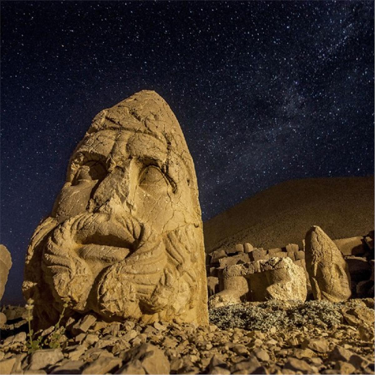 İzmir'den Uçaklı Diyarbakırlı 3 gece 4 gün Konaklamalı GAP Turu (Çukurova Gidiş - Diyarbakır Dönüş)