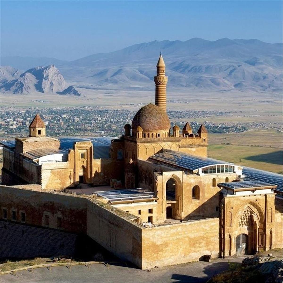 İzmir'den Uçaklı 3 Gece 4 Gün Konaklamalı Doğu Ekspresi ile Doğu Anadolu İncileri Turu