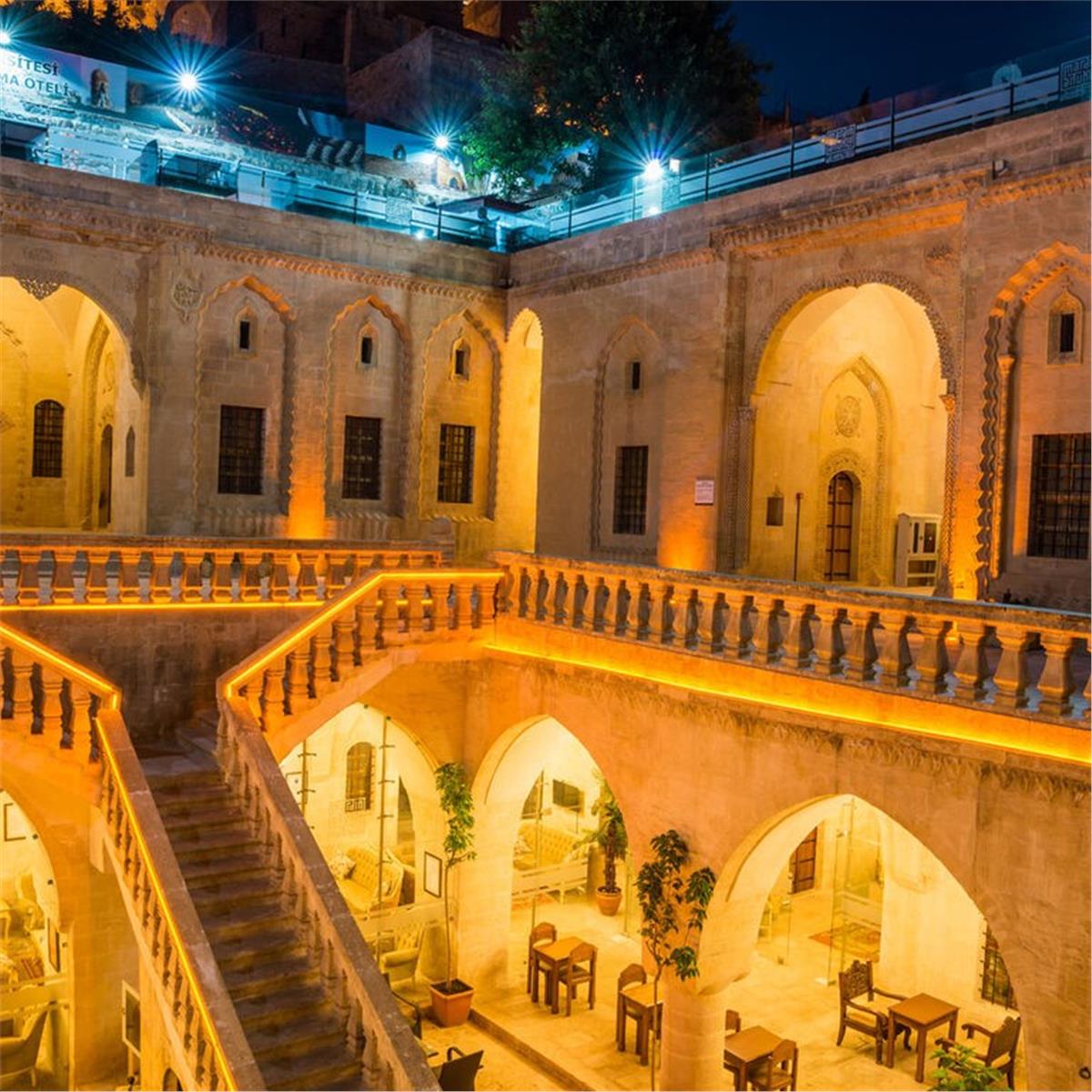 İzmir'den Uçak İle Hareketli 3 Gece 4 Gün Konaklamalı GAP Rüyası Turu