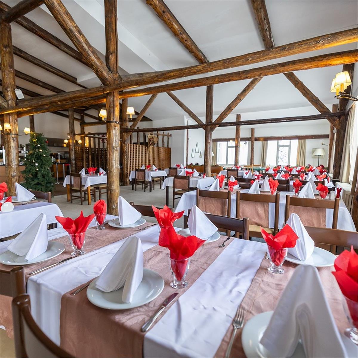 İzmir'den Otobüslü 1 Gece 2 Gün Fahri Uludağ Hotel Dağ Konaklamalı Kayak Turu