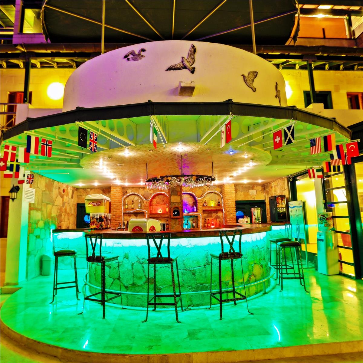 İzmir'den Ulaşımlı 3 Gece 4 Gün 4* Bleu Nuit Hotel Her Şey Dahil Konaklama 