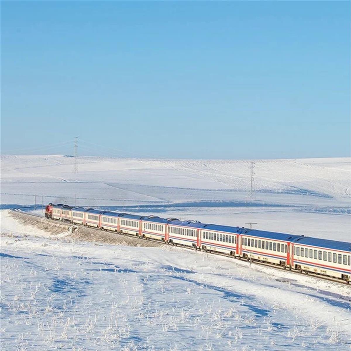 Sevgililer Günü Özel İzmir'den Uçak İle Turistik Doğu Ekspresi Tren Konaklamalı 3 Gece 4 Gün Doğu Ekspresi Turu