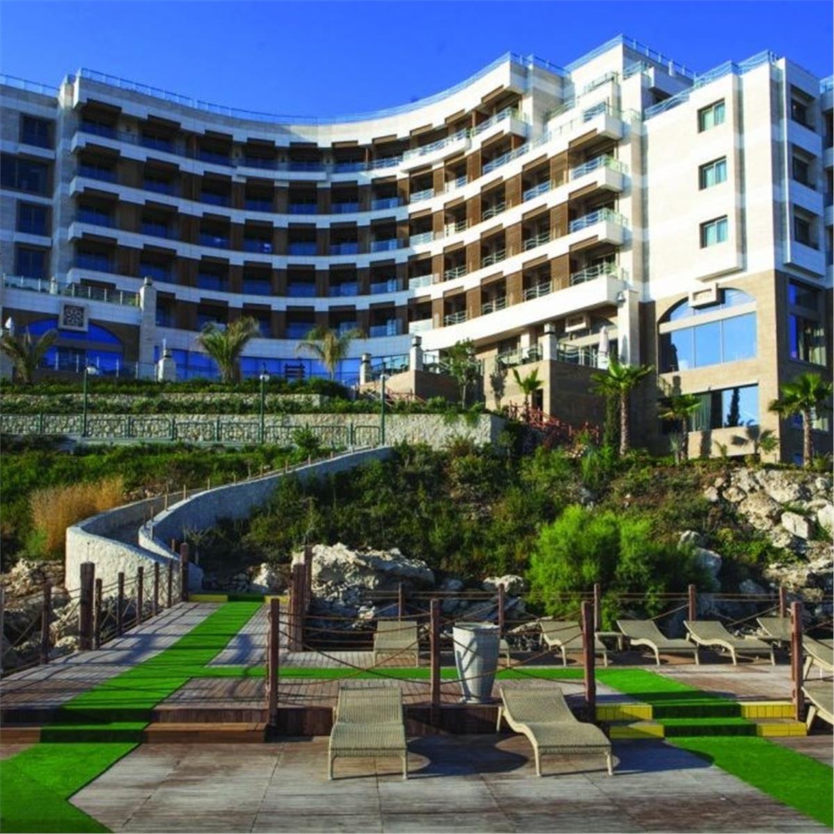 İzmir'den Uçak Biletleri Ve Transfer Dahil Kıbrıs Merit Royal Hotel Herşey Dahil Konaklama Seçenekleri