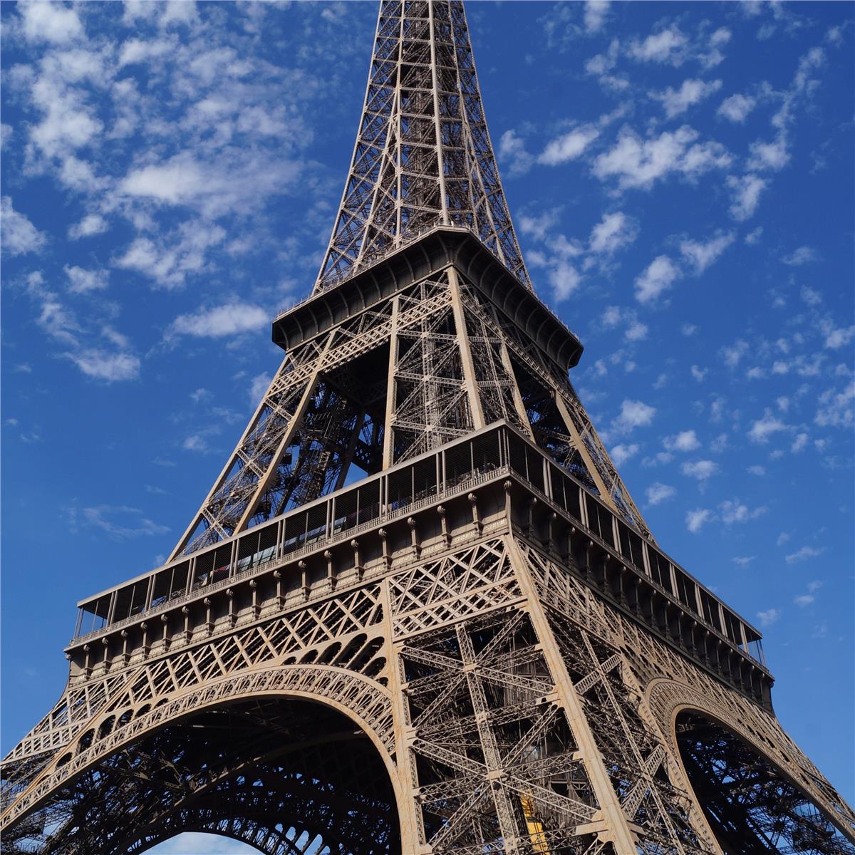 İzmir'den Otobüslü 15 Gece 17 Gün Konaklamalı Büyük Avrupa Turu