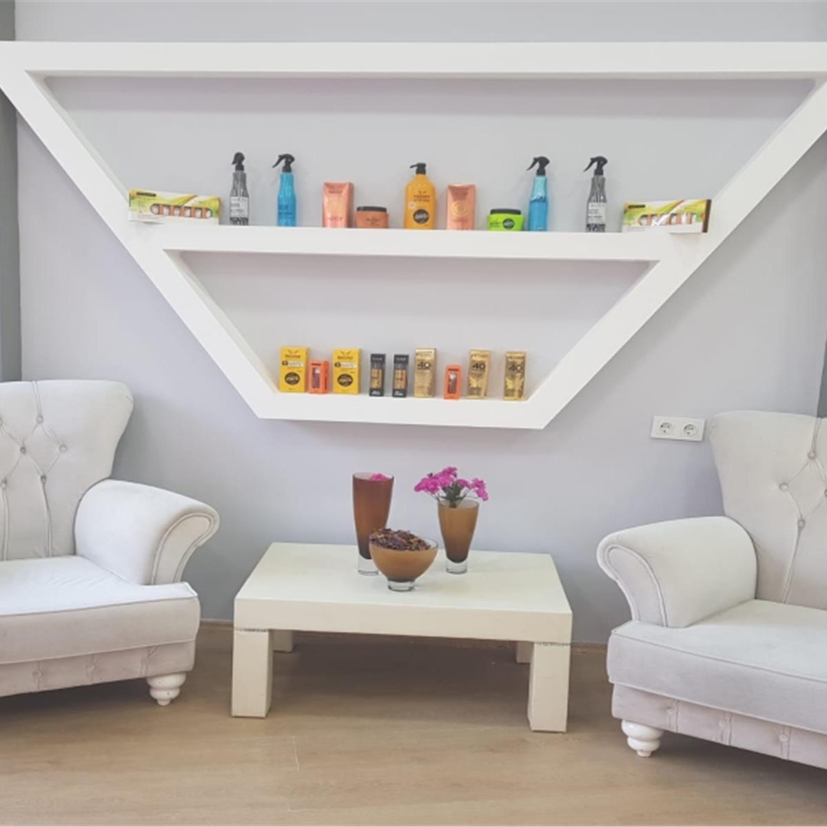 Bornova Angel Of Beauty Saçlarınız İçin Keratin Yüklemesi, Kesim ve Dip Boya