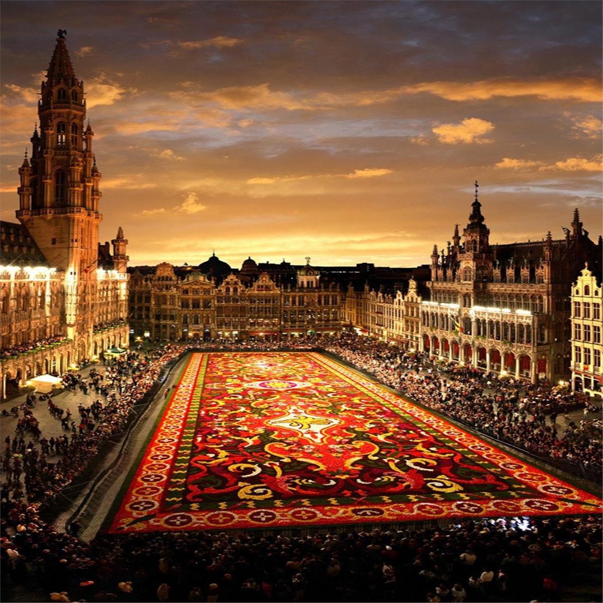 İzmir'den Uçaklı 2 Gece 3 Gün Konaklamalı Brüksel, Brugge, Romantik Paris Turu