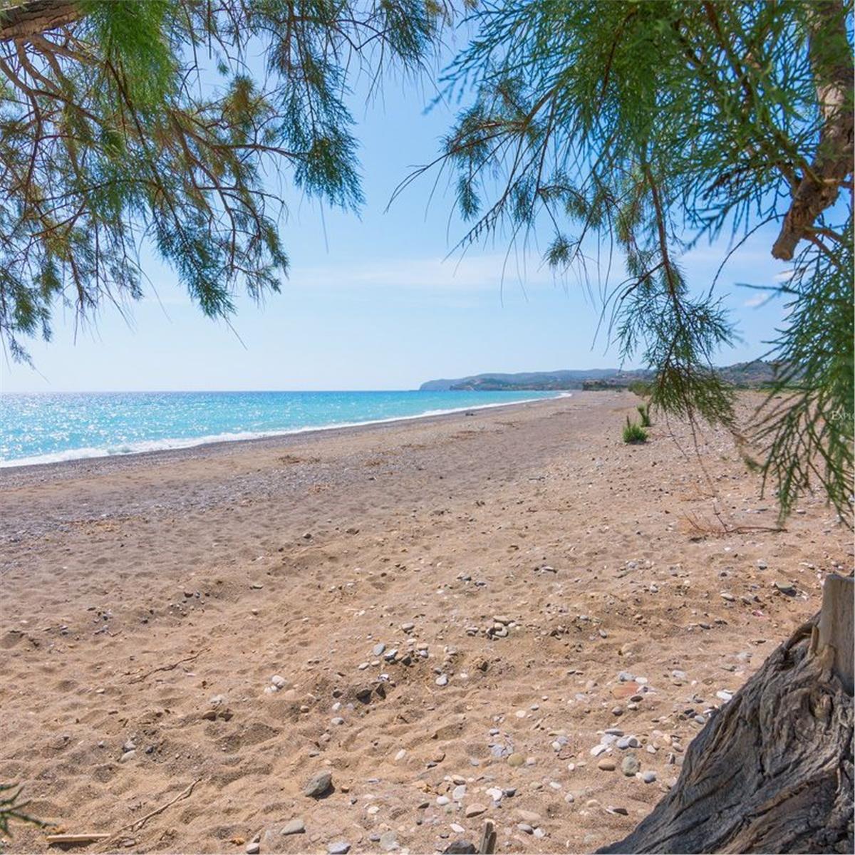 İzmir Feribot Kalkışlı Yılbaşı Özel 2 Gece 3 Gün 4* Chandris Hotel Konaklamalı Sakız Adası Turu Üstelik Otelde Gala Yemeği Dahil