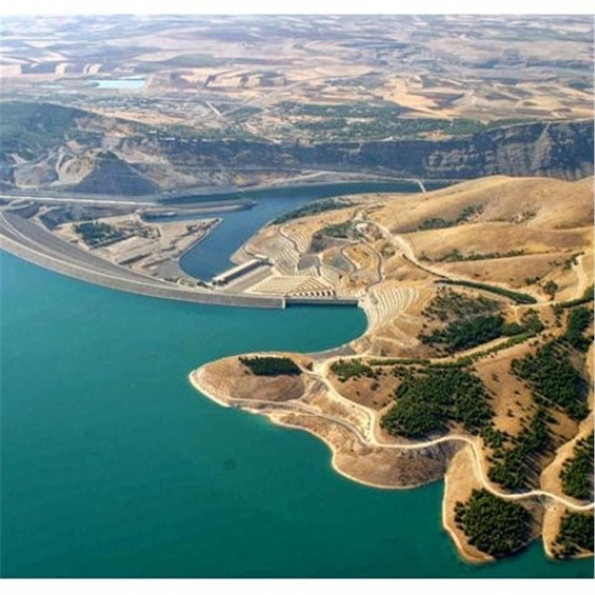 İzmir Uçak İle Hareketli 3 Gece 4 Gün Konaklamalı Tren ve Uçak Biletleri Dahil Vangölü Ekspresi Turu