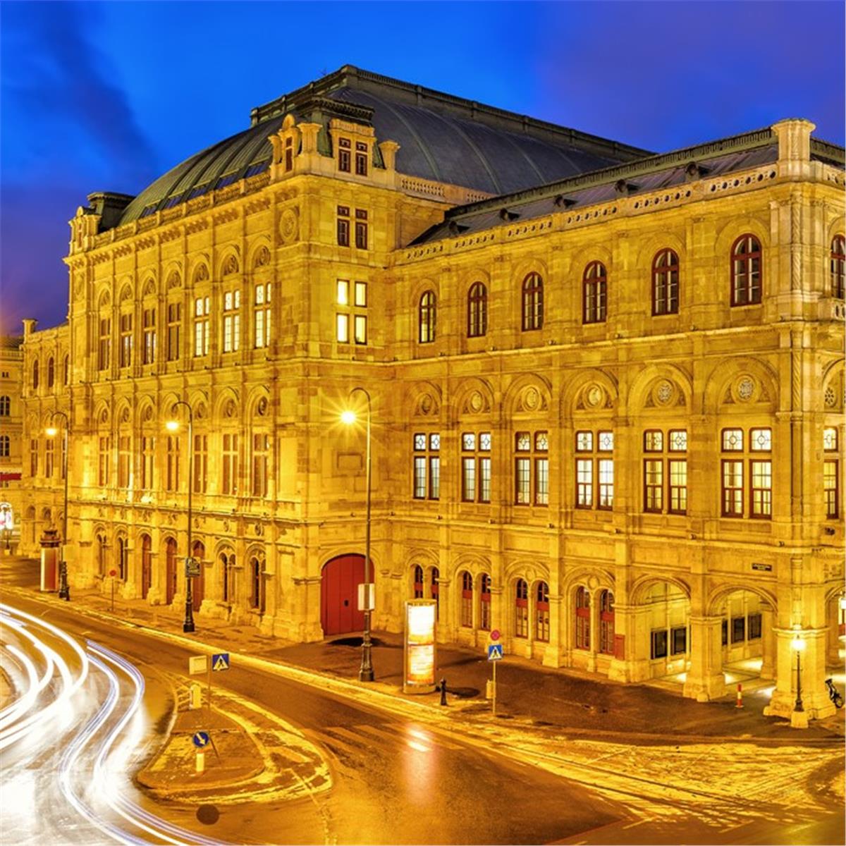 İzmir'den Uçaklı 6 Gece 7 Gün Konaklamalı Büyük Orta Avrupa, Hallstatt Ve Salzburg Turu