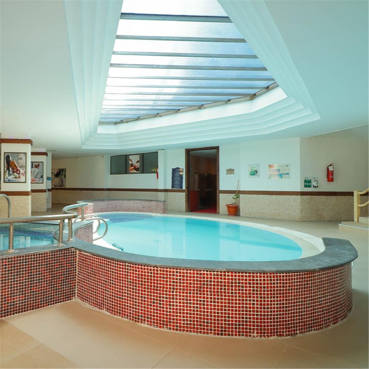 İzmir Çıkışlı Yılbaşı Özel 2 gece 3 gün Yılbaşı Gala Yemeği Dahil 5* Lycus River Thermal & Spa Hotel Konaklama Üstelik Limitsiz Yerli İçecekli