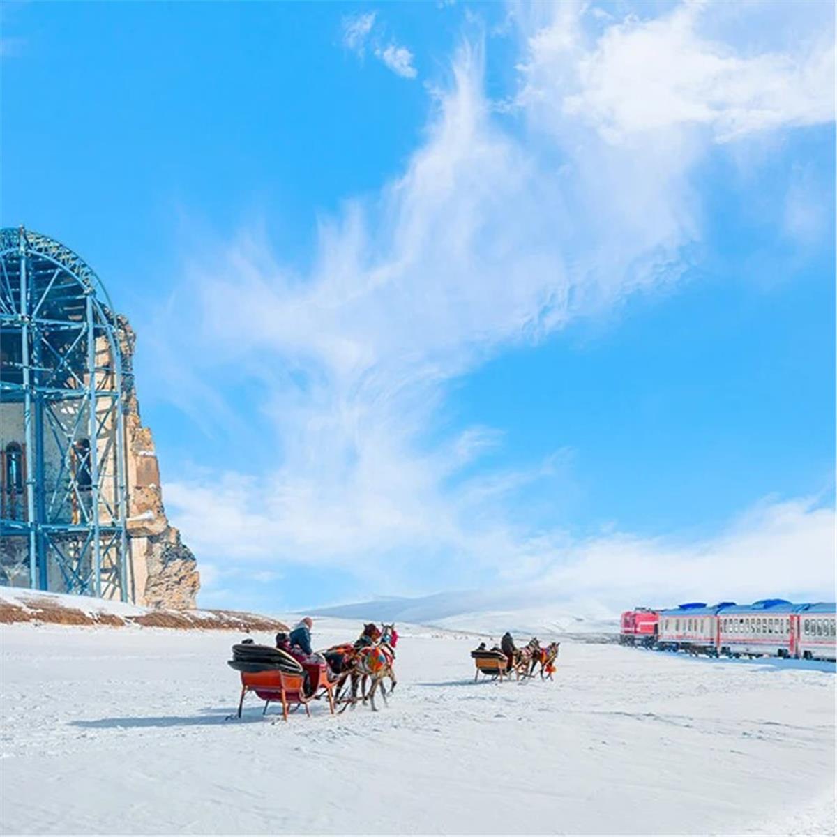 İzmir'den Uçaklı 3 Gece 4 Gün Konaklamalı Doğu Ekspresi Rotası Van, Kars, Sarıkamış Kayak Merkezi Turu