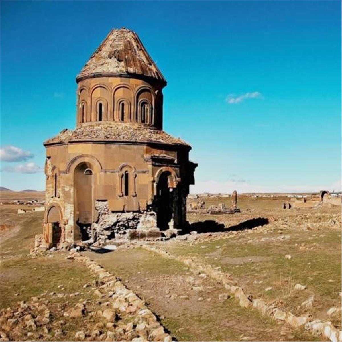 İzmir'den Uçaklı 3 Gece 4 Gün Konaklamalı Kafkas Üçgeni Doğu Ekspresi Van & Nahçıvan & Kars Turu