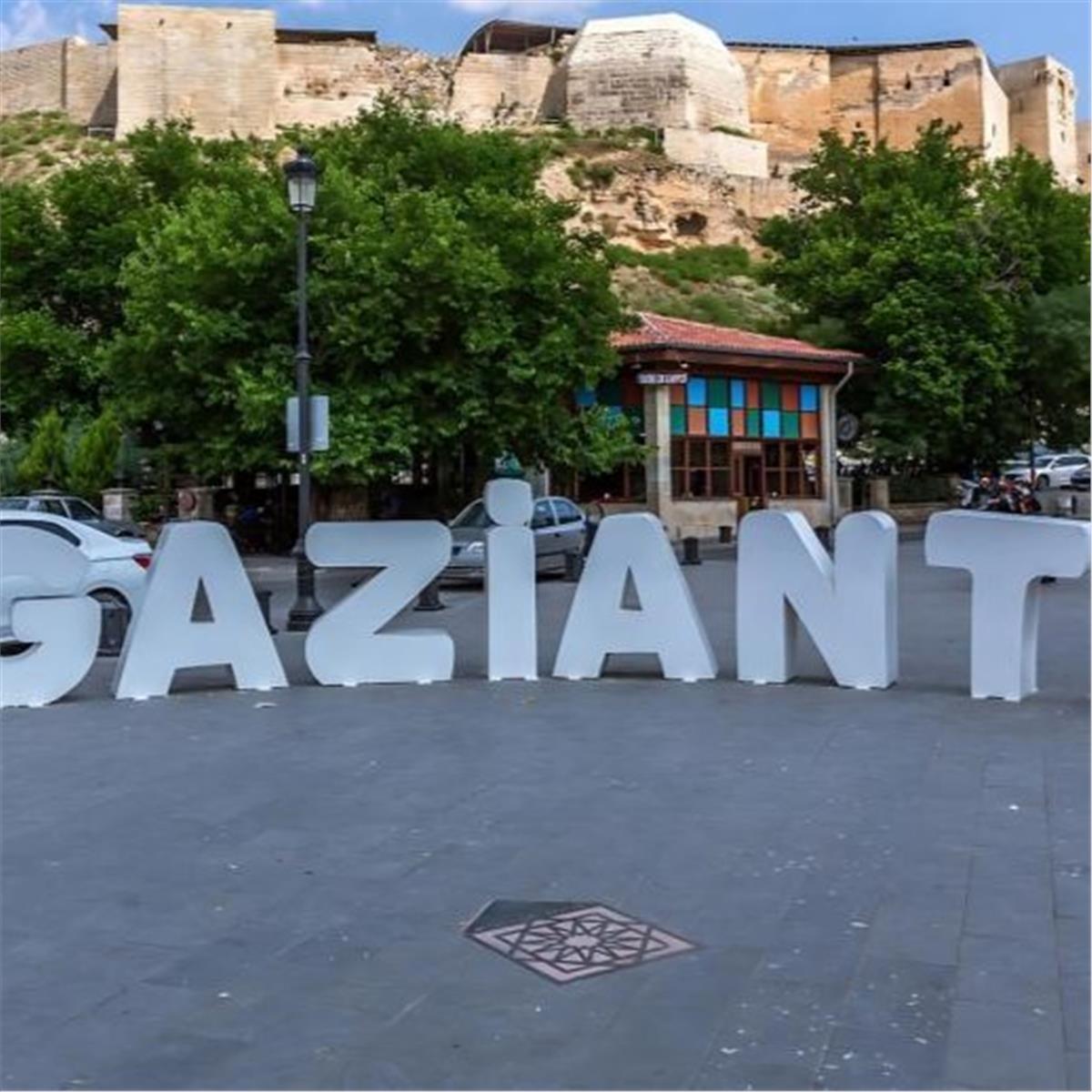 İzmir'den Uçaklı 6 Gece 7 Gün Konaklamalı GAP Doğu Anadolu ve Nahçıvan Turu