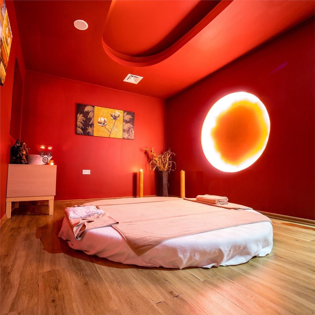 İzmir'den Uçak Bileti ve Otel Transferi Dahil 2 Gece ve 3 Gün Konaklamalı Kıbrıs Salamis Bay Conti Resort Hotel'de Gülden Yılbaşı Galası