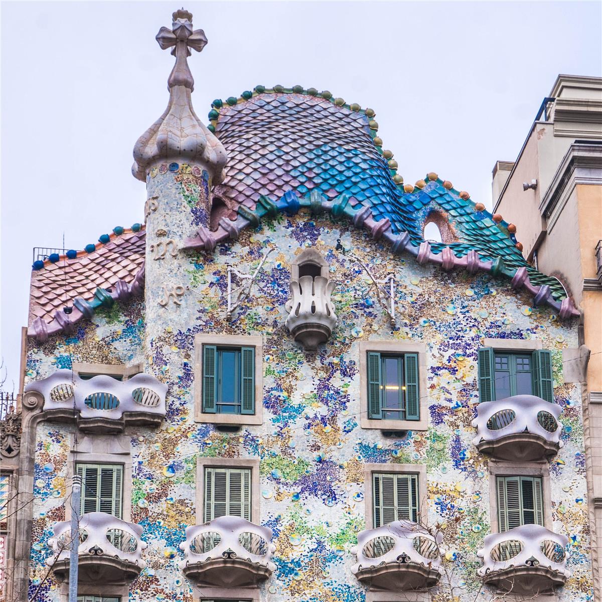 İzmir'den Uçaklı 3 Gece 4 Gün Konaklamalı Mimari Harikalar İle Barselona Turu